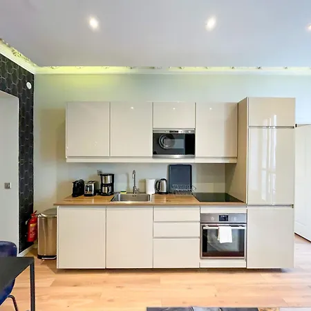 Appartamento Urbanflat 61 - 3 Bedrooms Center Of *