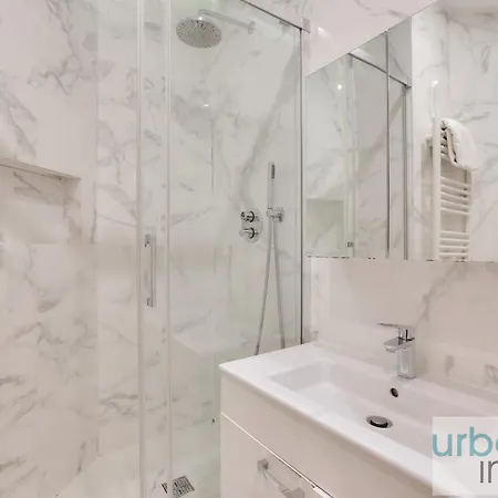 Urbanflat 61 - 3 Bedrooms Center Of Appartamento